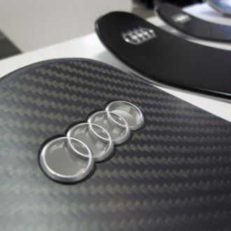 Narty sygnowane przez firmę Audi