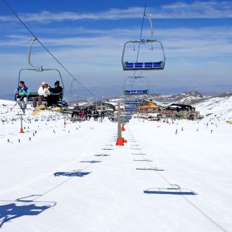 Stąd wrócisz opalony! Narty w Sierra Nevada i Granadzie